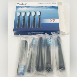 NWT TEETEK replacement brush heads